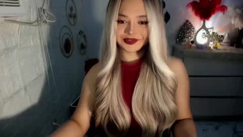 Snapshot of gorgeousamandarose chatting on 12.27.24 Amanda rose online show from 12.27.24