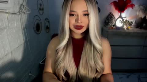 Snapshot of gorgeousamandarose chatting on 12.27.24 Amanda rose online show from 12.27.24