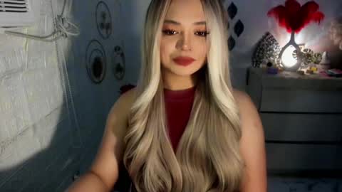 Snapshot of gorgeousamandarose chatting on 01.04.25 Amanda rose online show from 01.04.25