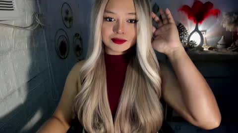 Snapshot of gorgeousamandarose chatting on 01.10.25 Amanda rose online show from 01.10.25