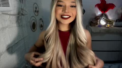 Snapshot of gorgeousamandarose chatting on 01.23.25 Amanda rose online show from 01.23.25