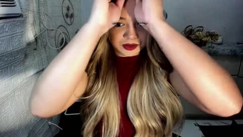 Snapshot of gorgeousamandarose chatting on 09.08.25 Amanda rose online show from 09.08.25