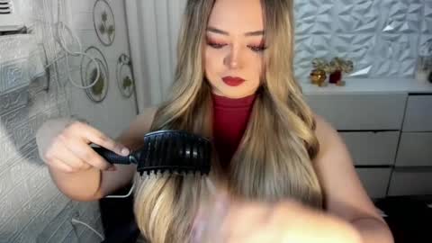 Snapshot of gorgeousamandarose chatting on 10.06.25 Amanda rose online show from 10.06.25
