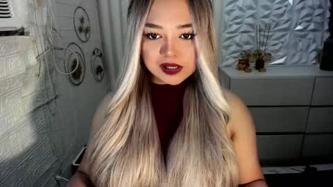 Snapshot of gorgeousamandarose chatting on 10.09.25 Amanda rose online show from 10.09.25