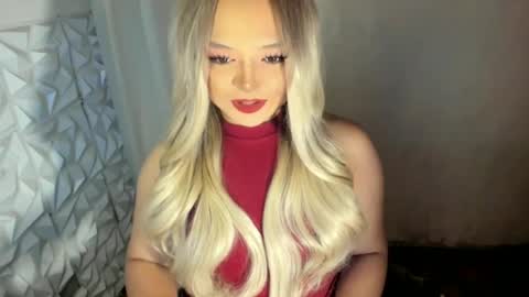 Snapshot of gorgeousamandarose chatting on 06.18.26 Amanda rose online show from 06.18.26