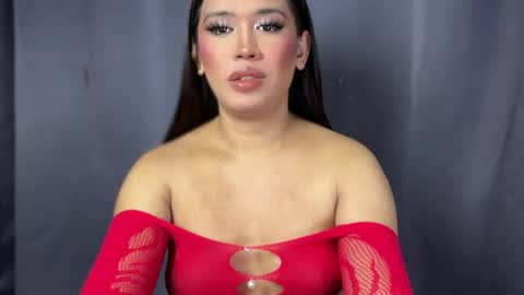 Snapshot of gorgeousbella69 chatting on 04.19.26 Bella online show from 04.19.26