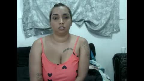 Snapshot of gorgeouslips10 chatting on 02.15.26 gorgeouslips10 online show from 02.15.26