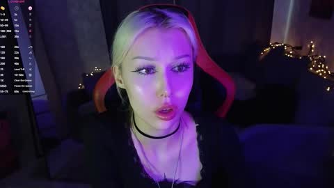 Violeta online show from 12.21.25