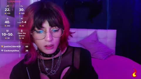 goth_minerva online show from 10.22.25