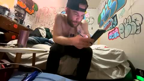 gothboityplz online show from 12.17.25