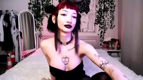    online show from 02.09.25