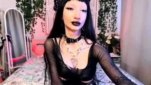    online show from 03.11.25