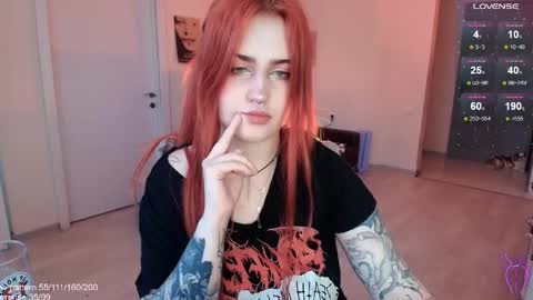 Snapshot of gothkittys chatting on 05.01.26 traumfrau Kira angel face devil eyes I SELL A LOT VIDEO IN GALLERY online show from 05.01.26