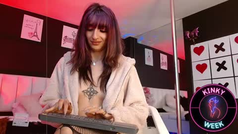 Meredith Alessandra online show from 01.18.25