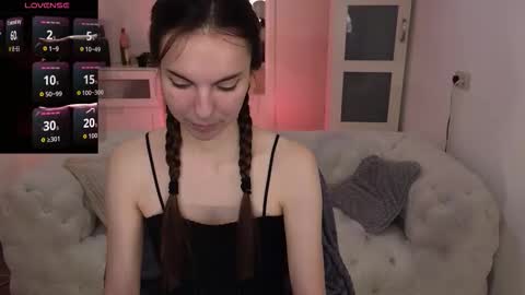 grace_autumn_mood online show from 10.16.25