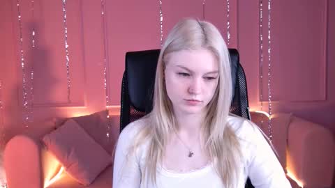 Grace Glamour online show from 01.14.26