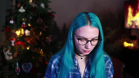 Snapshot of gracegreen chatting on 12.21.24 I will be glad to see you 30 N 1800 - 2300 gmt3 online show from 12.21.24