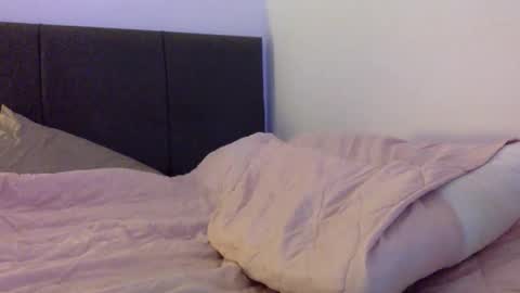 Grace Loves online show from 10.25.25