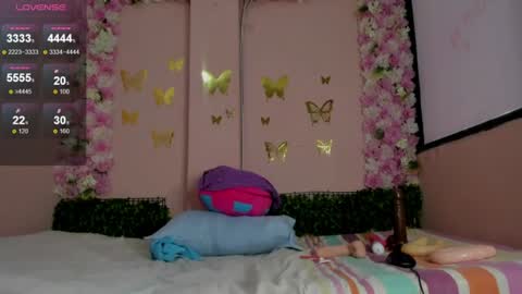 Snapshot of grandmother_milf chatting on 08.06.26 Mi Name is violeta online show from 08.06.26
