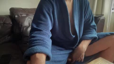 Snapshot of grandmufftwerking chatting on 12.17.24 grandmufftwerking online show from 12.17.24