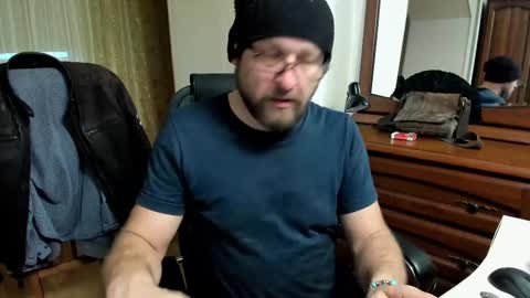 Snapshot of grandor_m chatting on 03.08.25 Anthony online show from 03.08.25