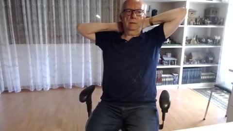 Snapshot of grandpach chatting on 04.25.26 grandpach online show from 04.25.26