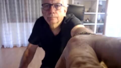 Snapshot of grandpach chatting on 08.08.26 grandpach online show from 08.08.26