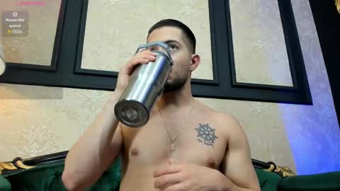 Snapshot of grantblake chatting on 10.04.25 Grant online show from 10.04.25