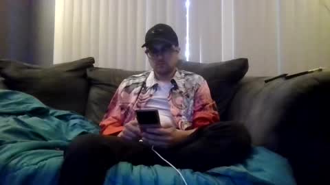 Snapshot of gratiotony chatting on 06.19.26 Get US to 1000 you wont be disapointed online show from 06.19.26