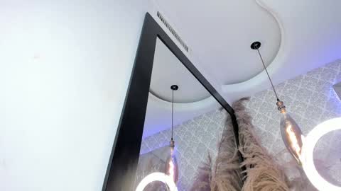 Snapshot of grayce_blossoms24 chatting on 01.19.25 grayce blossoms24 online show from 01.19.25