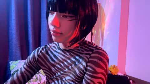 Snapshot of grayce_blossoms24 chatting on 10.17.25 grayce blossoms24 online show from 10.17.25