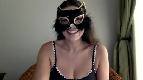 Clara online show from 12.01.25