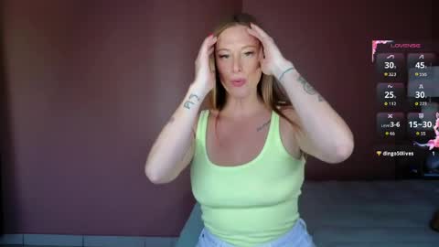 Green Eyed Goddess online show from 04.10.26