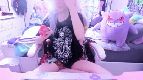 GreenEyedLovexo online show from 02.13.25