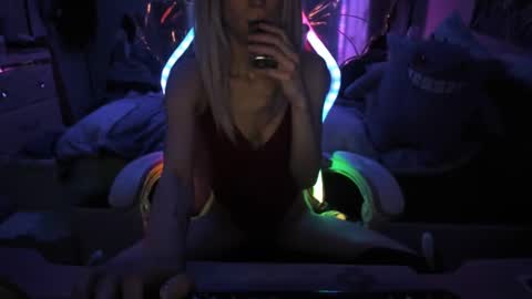 GreenEyedLovexo online show from 02.15.25