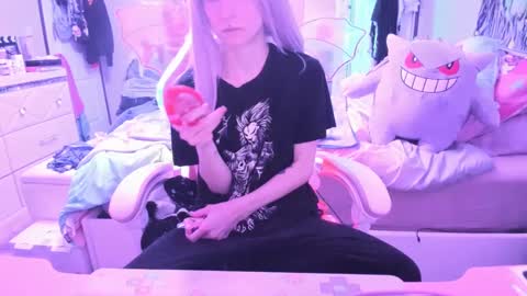 GreenEyedLovexo online show from 02.21.25