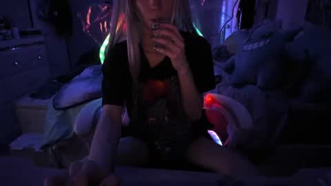 GreenEyedLovexo online show from 02.24.25