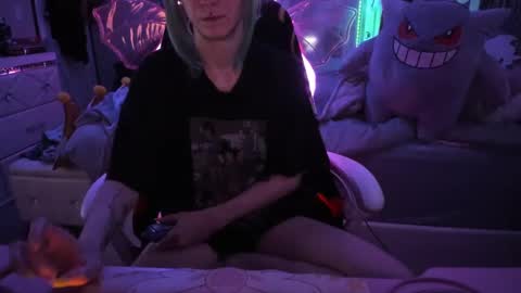 GreenEyedLovexo online show from 10.02.25