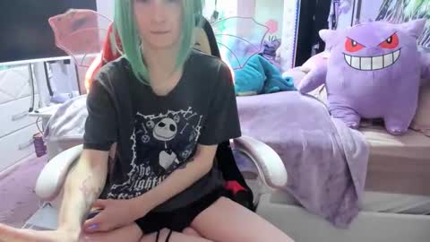 GreenEyedLovexo online show from 04.19.26