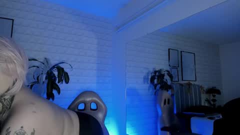   online show from 10.27.25