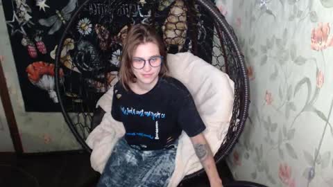 Lina online show from 09.18.25