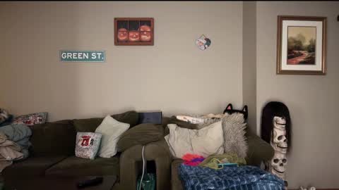 Snapshot of greenxxxqueen chatting on 12.30.24 SexQueen Nikki online show from 12.30.24