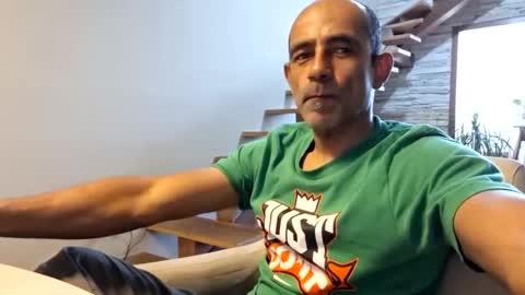 Snapshot of grego435380 chatting on 09.28.25 grego435380 online show from 09.28.25