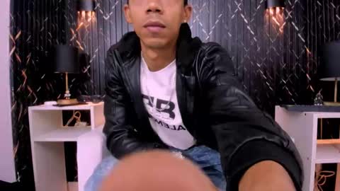 GregorySforza online show from 11.15.25