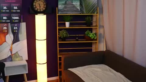 Ivy online show from 11.21.25