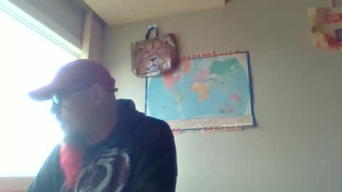 Snapshot of gregrev chatting on 06.10.26 gregrev online show from 06.10.26