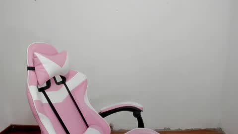 Snapshot of greicy_rouse chatting on 01.17.25 greicy_rouse online show from 01.17.25