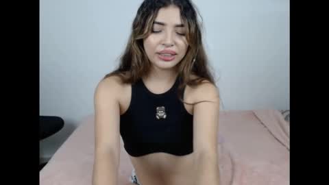 Snapshot of grenlove19 chatting on 02.13.26 Green Love online show from 02.13.26