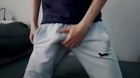 Felix online show from 10.31.25