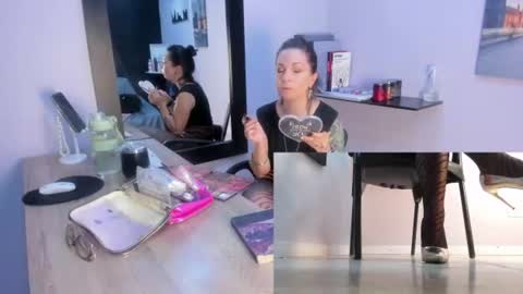 Snapshot of greta_borbon chatting on 07.13.26 Greta online show from 07.13.26